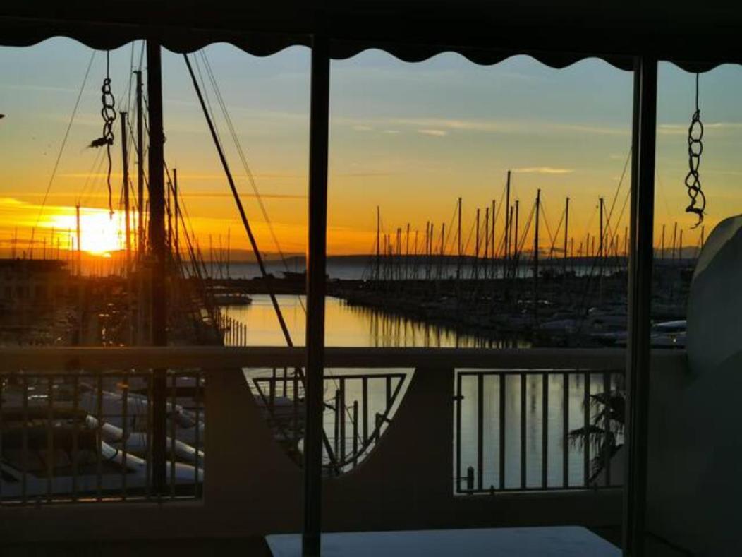 Classe 3 Etoiles - Magnifique Vue Sur Le Port - Wifi Et Clim *