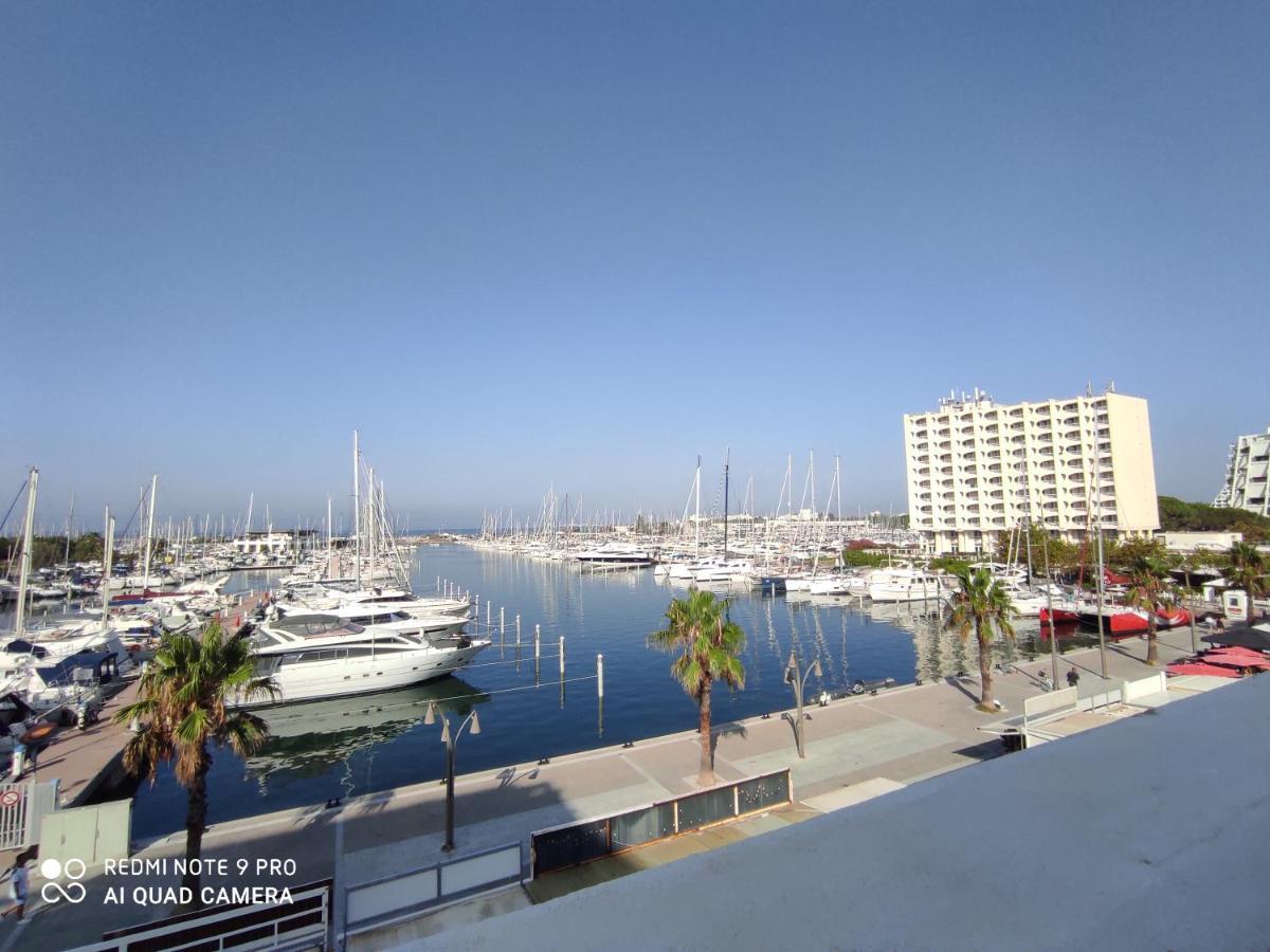 Classe 3 Etoiles - Magnifique Vue Sur Le Port - Wifi Et Clim Apartment *
